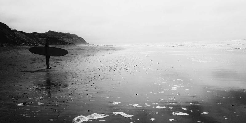 7T8J2：赛博朋克视域下的网络服务与资源分享新范式