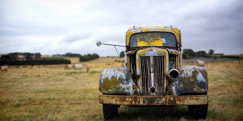 7T8J85：一站式获取软件下载、技术文档与网络服务的专业指南