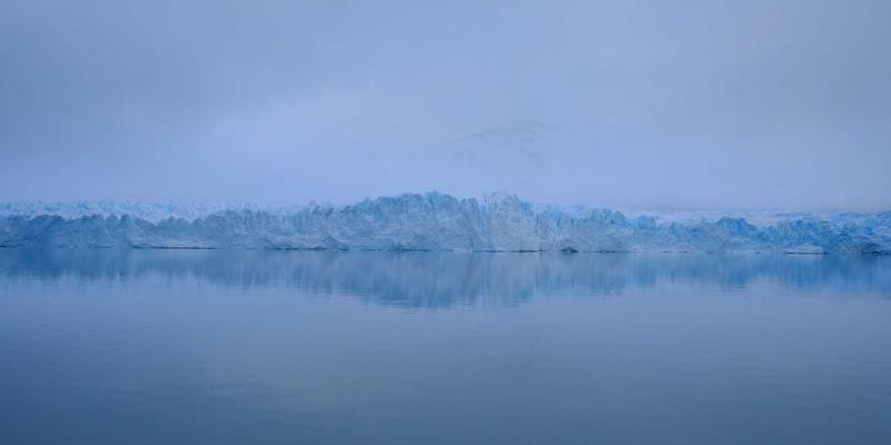 7T8J平台如何通过硬件级安全加密与生物识别支付，重塑移动金融的数字资源与网络服务